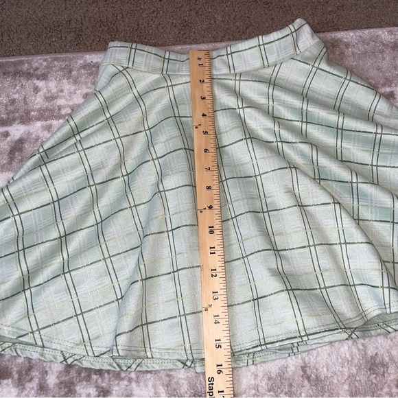 Rainbow brand plaid checkered sea foam green and cream circle skater mini skirt - Picture 4 of 8
